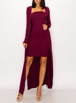 Conjunto de vestido bandeau y plumero burdeos 