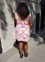 Vestido skater con sobrepelliz floral