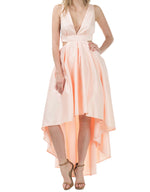 Vestido alto y bajo sin mangas color melocotón
