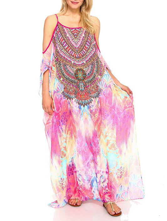 Vestido largo rosa adornado con hombros descubiertos