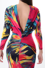 Vestido largo con escote en V profundo