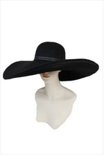 Sombrero negro con ala extra de alambre